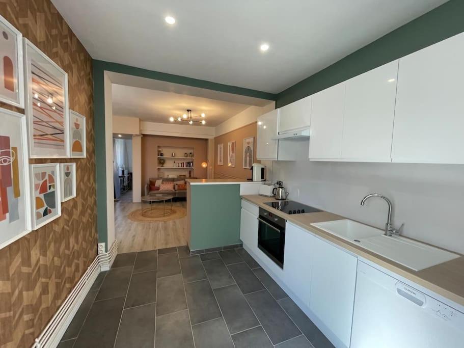 Appartement Spacieux A Deux Pas Du Centre Reims Kültér fotó